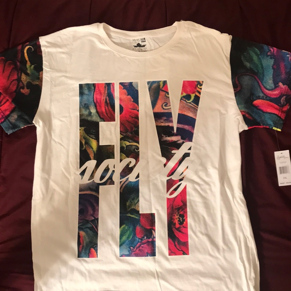 Brand New Men’s FlySociety Tee